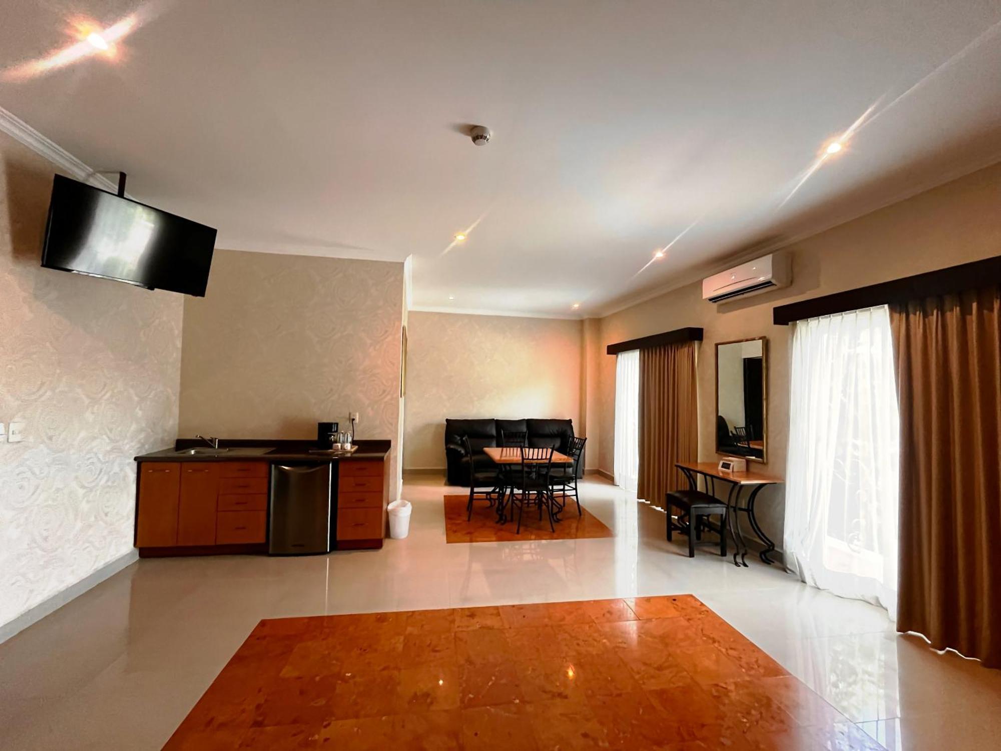 Hotel Palacio Maya Mérida Exteriör bild
